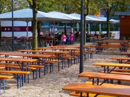 照片: Heiner&amp;#039;s Biergarten